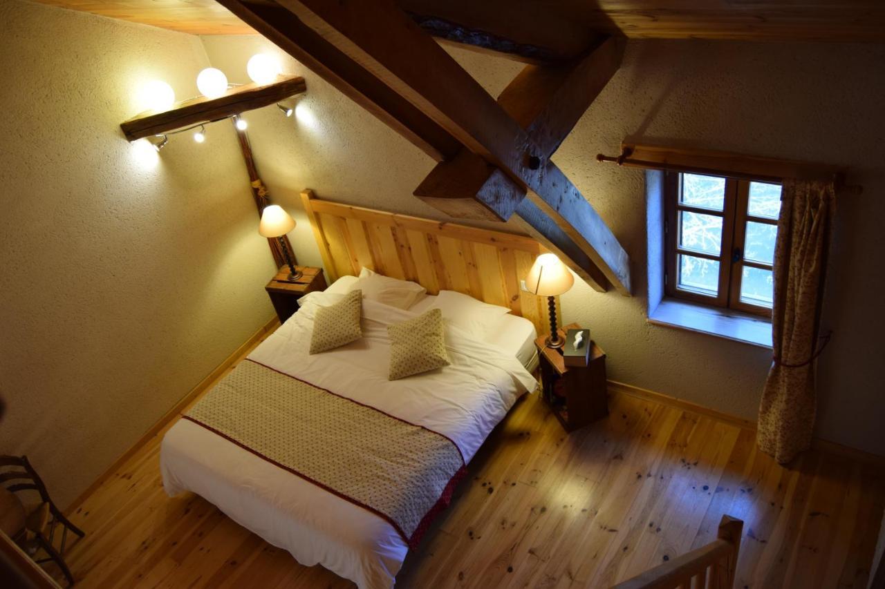 Le Moulin Du Bateau - Maison D'Hotes Leotoing Zewnętrze zdjęcie